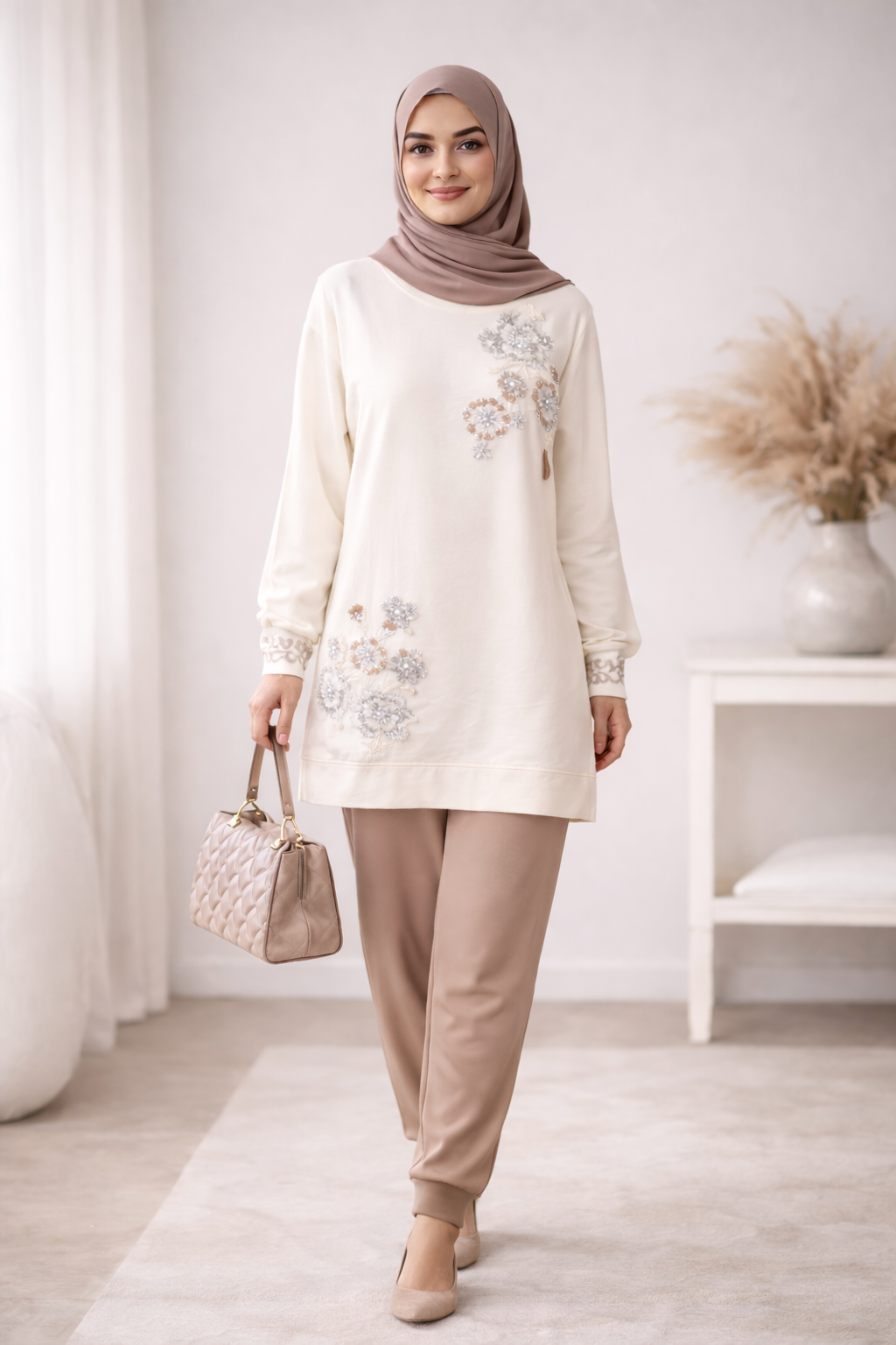 Women’s Embellished Floral Lounge Set