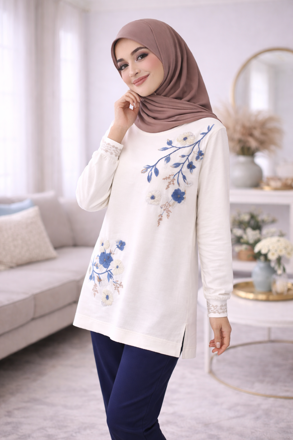 Women’s Embellished Floral Lounge Set